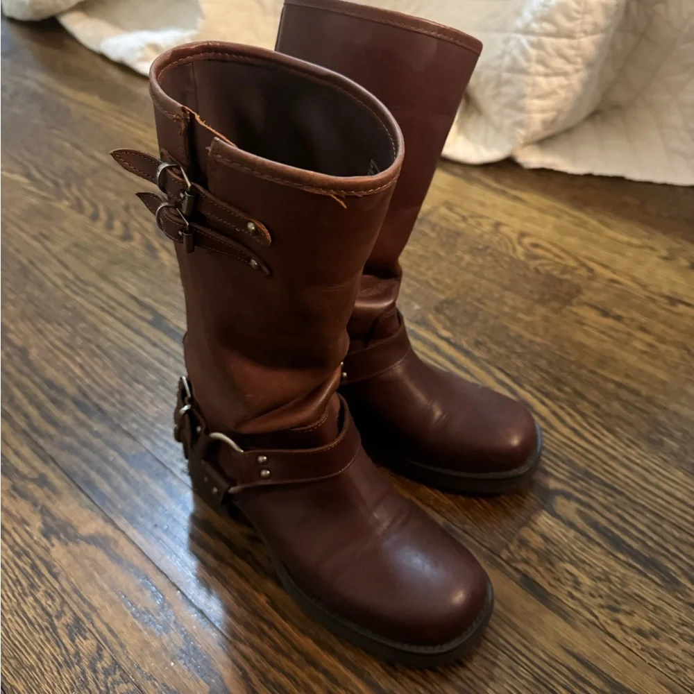 Steve Madden Astor Boot Brown Leather - Picture 4 of 8